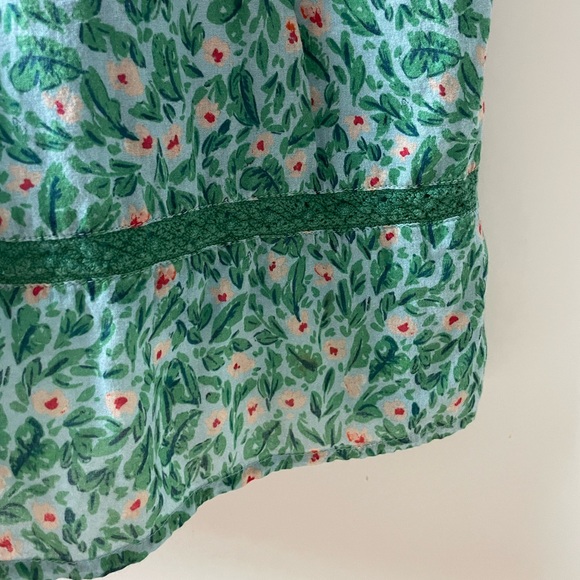 Roller Rabbit dress with crochet detail - Picture 3 of 6